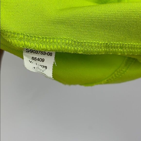 ATHLETA womens 38B lime green athletic top with built in bra - Picture 5 of 7